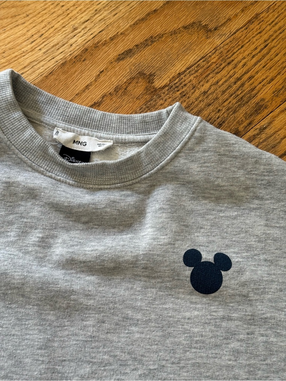 Disney - Light Gray Crewneck Sweatshirt with Mickey Head - Picture 6 of 6